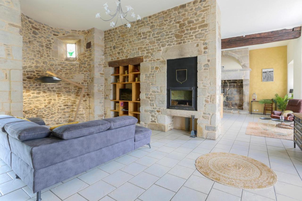 Tour Des Alleux - Maison De Maitre Pour 6 Taden Εξωτερικό φωτογραφία